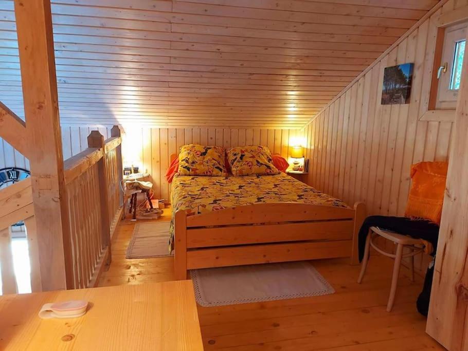 Chalet Au Milieu De La Foret Avec Lac A Proximite Layrac Extérieur photo