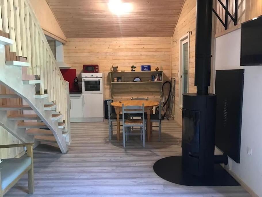 Chalet Au Milieu De La Foret Avec Lac A Proximite Layrac Extérieur photo