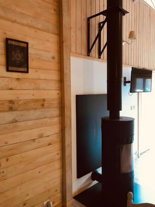 Chalet Au Milieu De La Foret Avec Lac A Proximite Layrac Extérieur photo