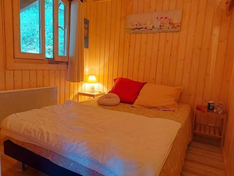 Chalet Au Milieu De La Foret Avec Lac A Proximite Layrac Extérieur photo
